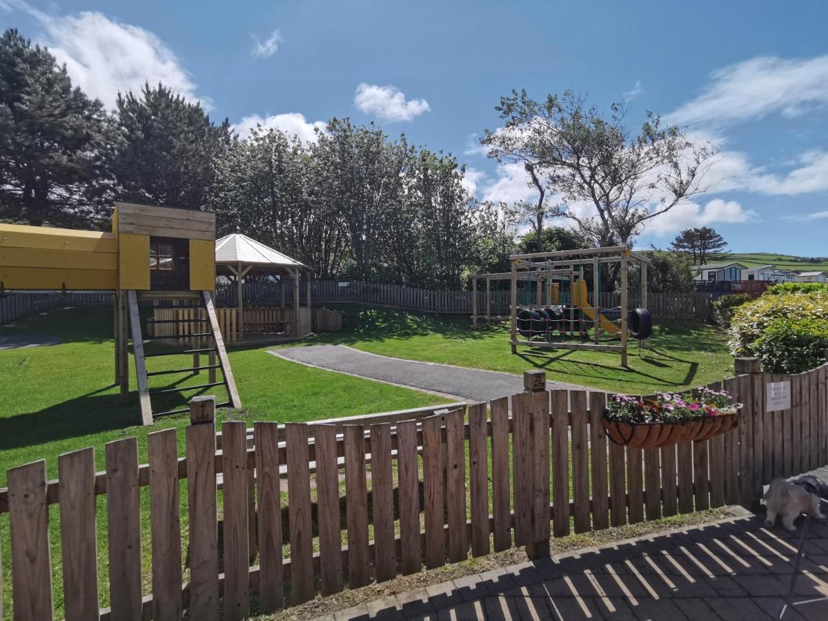 Snowdonia Sunbeach Holiday Sea And Mountain View Llwyngwril Extérieur photo