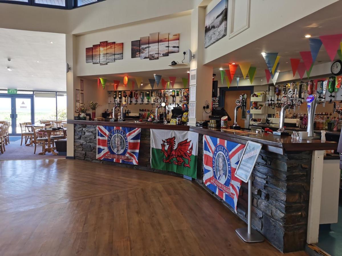 Snowdonia Sunbeach Holiday Sea And Mountain View Llwyngwril Extérieur photo